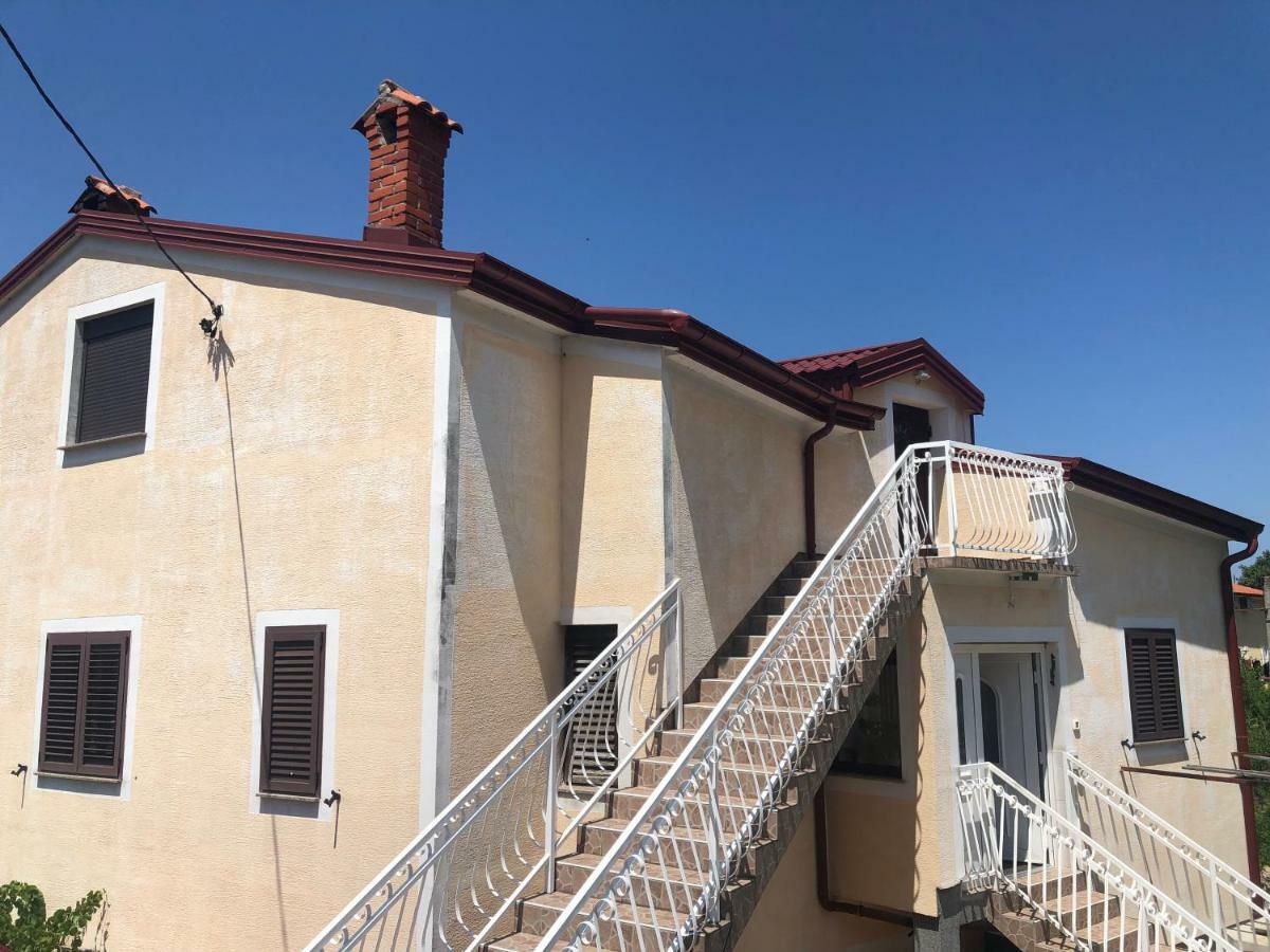 Valentino Apartamento Sveti Juraj Exterior foto